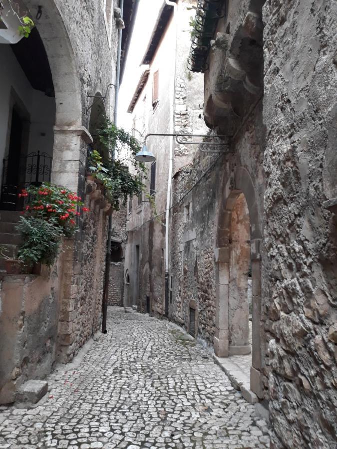 Antico Oratorio Dei Razza Daire Sermoneta Dış mekan fotoğraf