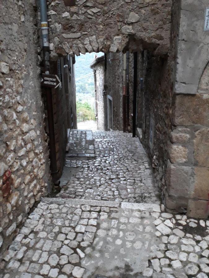 Antico Oratorio Dei Razza Daire Sermoneta Dış mekan fotoğraf