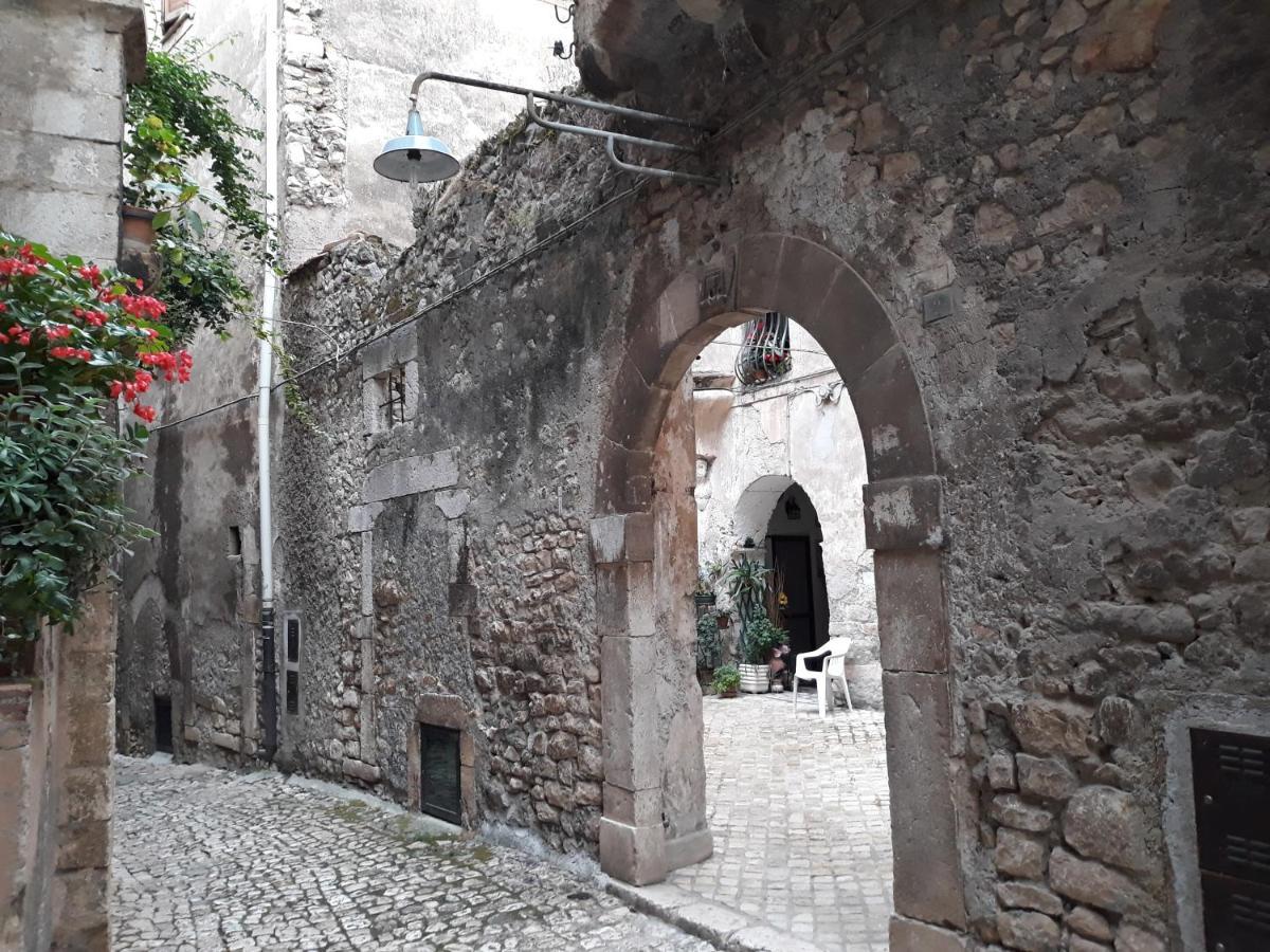 Antico Oratorio Dei Razza Daire Sermoneta Dış mekan fotoğraf